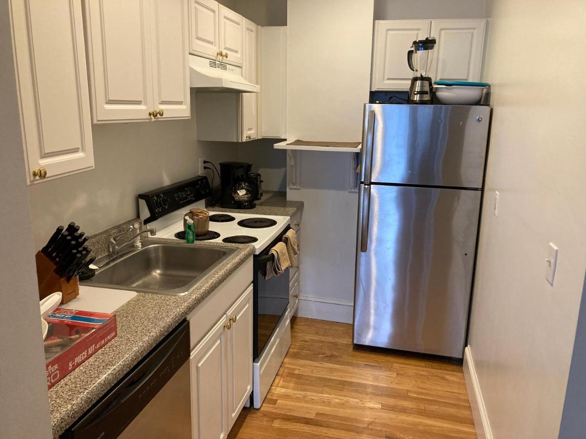 Near State House Park 30 Day Stays * Boston