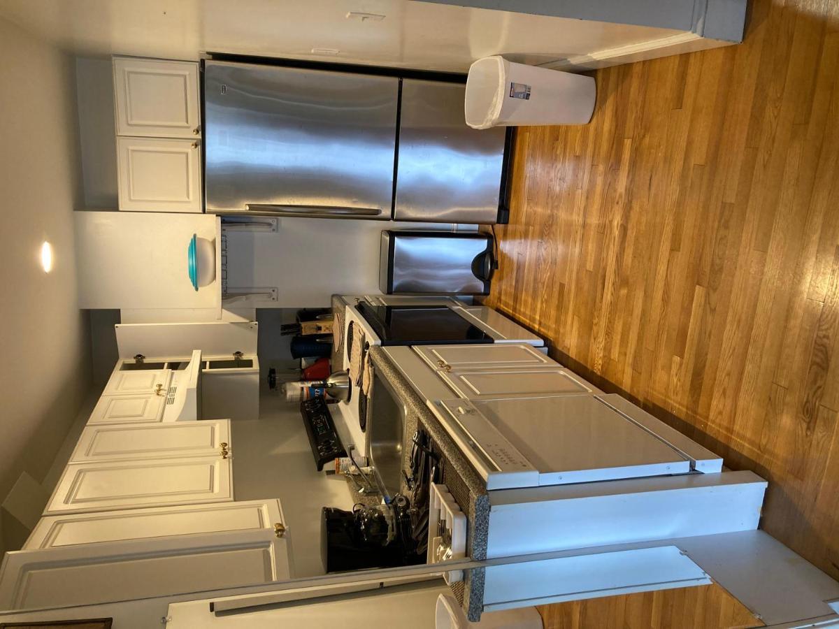 Near State House Park 30 Day Stays *